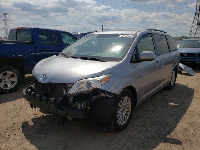 Photo 1 VIN: 5TDYK3DC6CS188172 - TOYOTA SIENNA XLE 