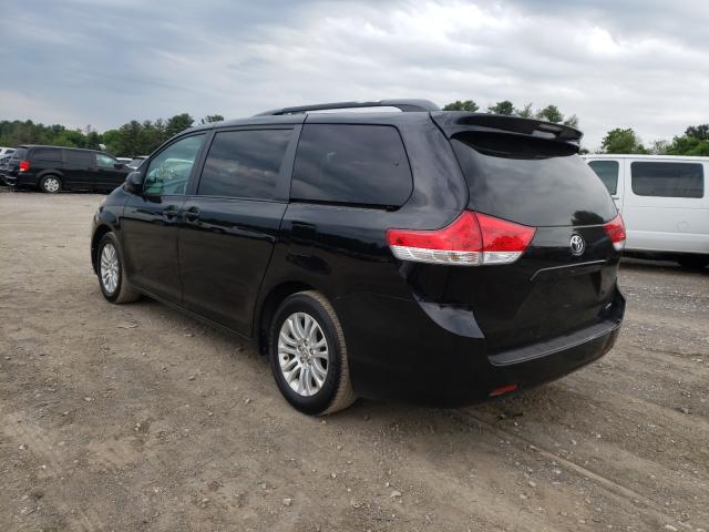 Photo 2 VIN: 5TDYK3DC6CS195929 - TOYOTA SIENNA XLE 