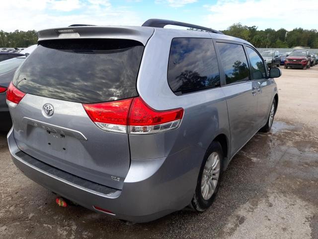 Photo 2 VIN: 5TDYK3DC6CS210090 - TOYOTA SIENNA XLE 