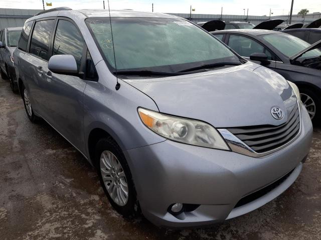 Photo 3 VIN: 5TDYK3DC6CS210090 - TOYOTA SIENNA XLE 