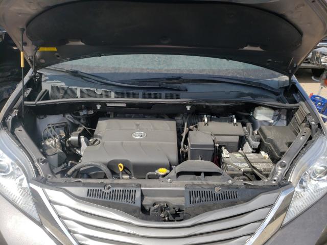 Photo 6 VIN: 5TDYK3DC6CS210557 - TOYOTA SIENNA XLE 