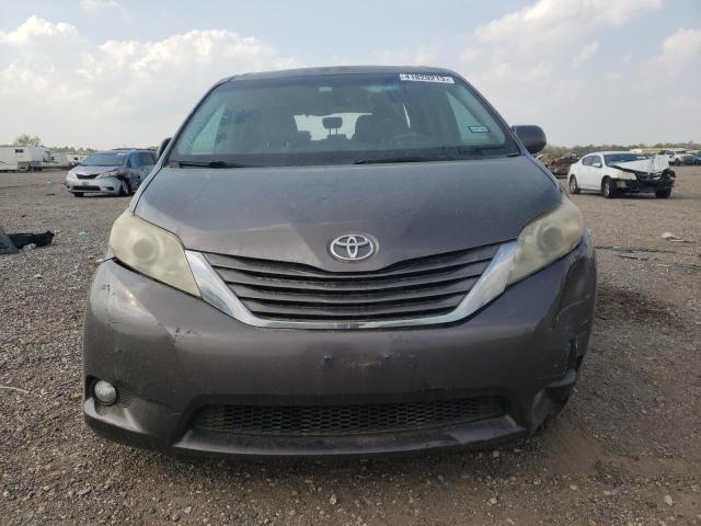 Photo 4 VIN: 5TDYK3DC6CS239363 - TOYOTA SIENNA XLE 