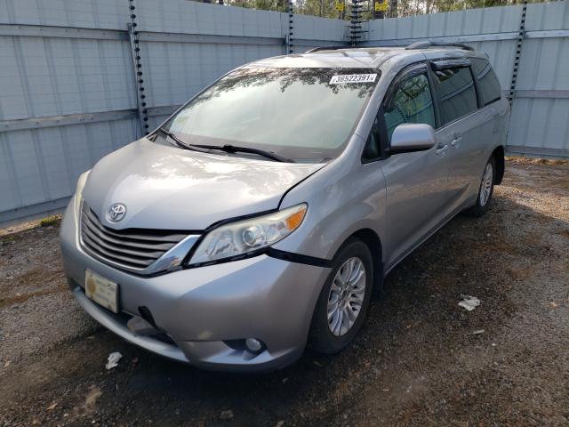 Photo 1 VIN: 5TDYK3DC6CS246961 - TOYOTA SIENNA XLE 