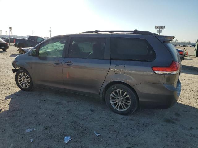 Photo 1 VIN: 5TDYK3DC6CS255708 - TOYOTA SIENNA XLE 