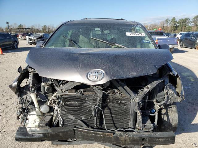 Photo 4 VIN: 5TDYK3DC6CS255708 - TOYOTA SIENNA XLE 