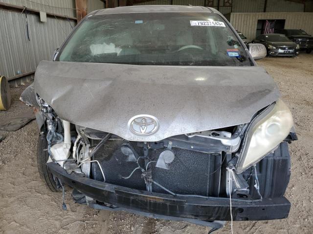 Photo 4 VIN: 5TDYK3DC6CS264098 - TOYOTA SIENNA XLE 