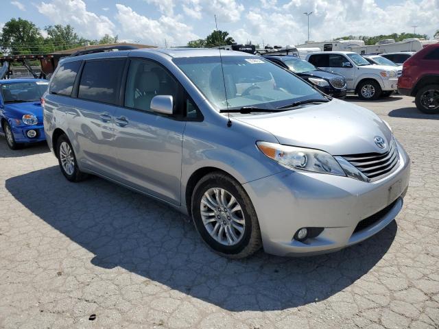 Photo 3 VIN: 5TDYK3DC6CS276672 - TOYOTA SIENNA XLE 