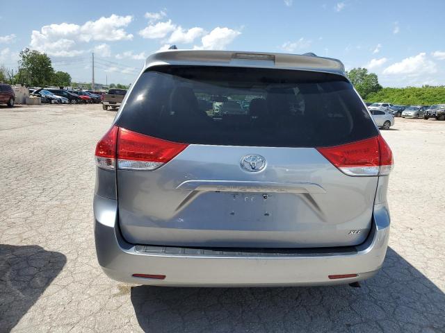 Photo 5 VIN: 5TDYK3DC6CS276672 - TOYOTA SIENNA XLE 