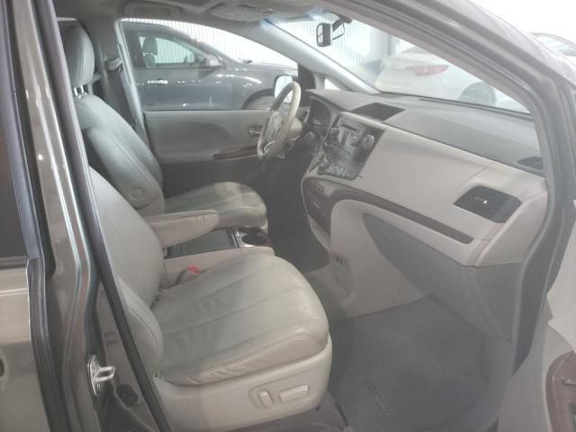 Photo 4 VIN: 5TDYK3DC6DS313088 - TOYOTA SIENNA XLE 