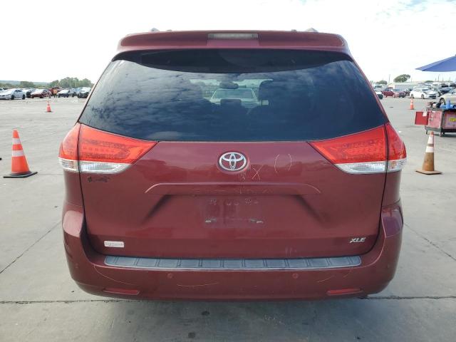 Photo 5 VIN: 5TDYK3DC6DS332563 - TOYOTA SIENNA XLE 