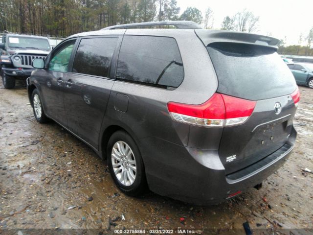 Photo 2 VIN: 5TDYK3DC6DS350786 - TOYOTA SIENNA 