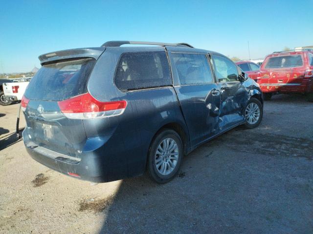 Photo 2 VIN: 5TDYK3DC6DS366051 - TOYOTA SIENNA XLE 