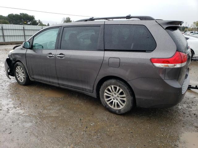 Photo 1 VIN: 5TDYK3DC6DS388129 - TOYOTA SIENNA XLE 