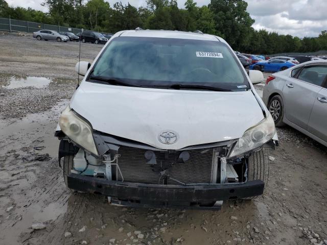 Photo 4 VIN: 5TDYK3DC6DS392603 - TOYOTA SIENNA XLE 