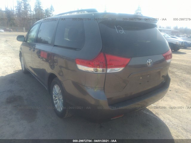 Photo 2 VIN: 5TDYK3DC6DS392648 - TOYOTA SIENNA 