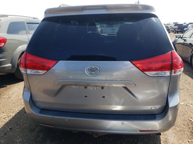 Photo 5 VIN: 5TDYK3DC6ES428551 - TOYOTA SIENNA XLE 