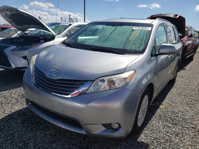 Photo 1 VIN: 5TDYK3DC6ES438402 - TOYOTA SIENNA XLE 