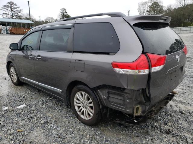 Photo 2 VIN: 5TDYK3DC6ES448928 - TOYOTA SIENNA XLE 