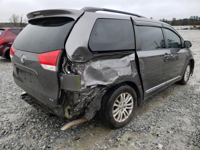 Photo 3 VIN: 5TDYK3DC6ES448928 - TOYOTA SIENNA XLE 