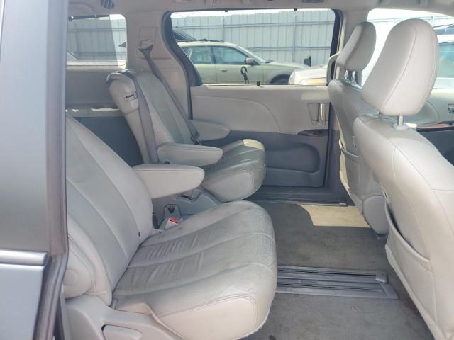 Photo 10 VIN: 5TDYK3DC6ES453563 - TOYOTA SIENNA XLE 