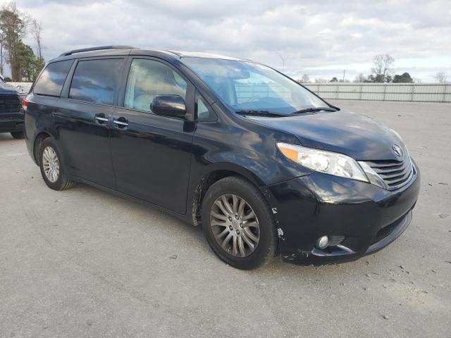 Photo 3 VIN: 5TDYK3DC6ES476017 - TOYOTA SIENNA XLE 