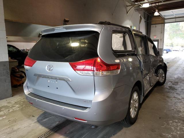 Photo 3 VIN: 5TDYK3DC6ES497613 - TOYOTA SIENNA XLE 