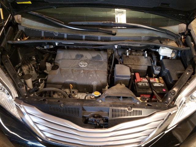 Photo 6 VIN: 5TDYK3DC6FS539960 - TOYOTA SIENNA XLE 