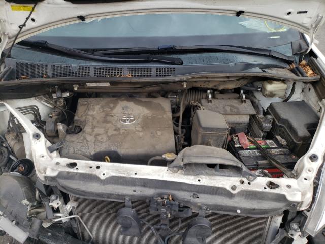 Photo 6 VIN: 5TDYK3DC6FS573221 - TOYOTA SIENNA XLE 