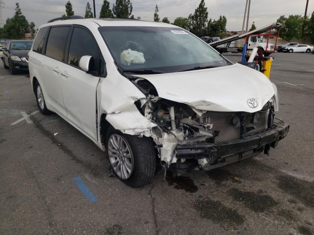 Photo 8 VIN: 5TDYK3DC6FS573221 - TOYOTA SIENNA XLE 