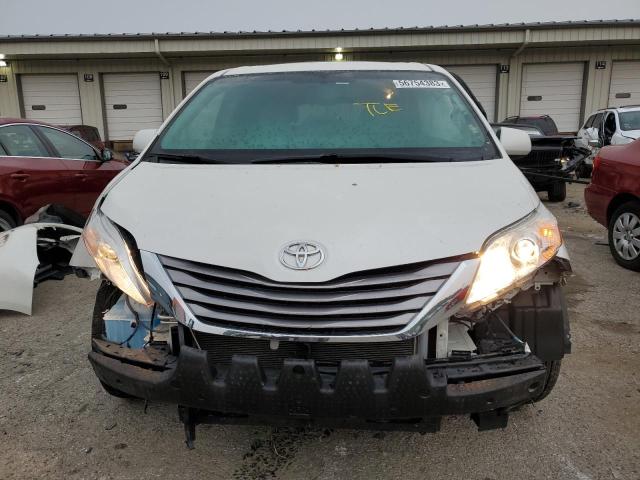 Photo 4 VIN: 5TDYK3DC6FS647236 - TOYOTA SIENNA XLE 