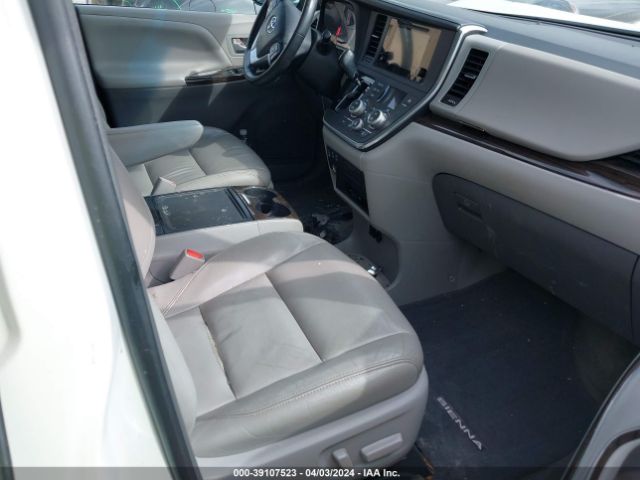 Photo 4 VIN: 5TDYK3DC6FS648337 - TOYOTA SIENNA 