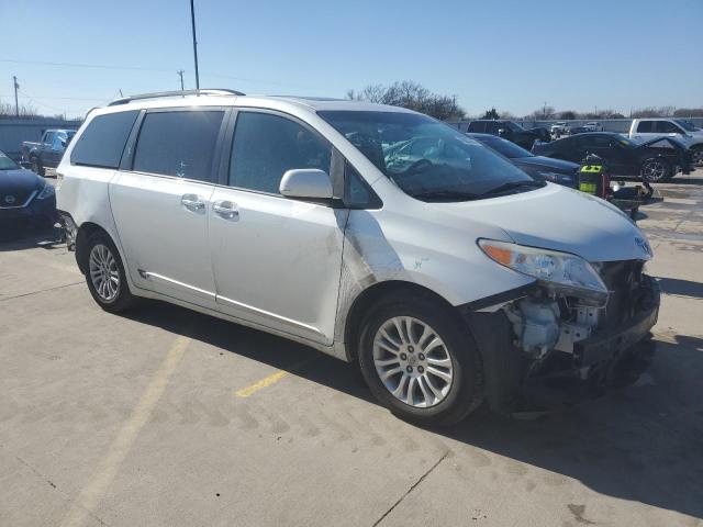 Photo 3 VIN: 5TDYK3DC6FS681192 - TOYOTA SIENNA XLE 