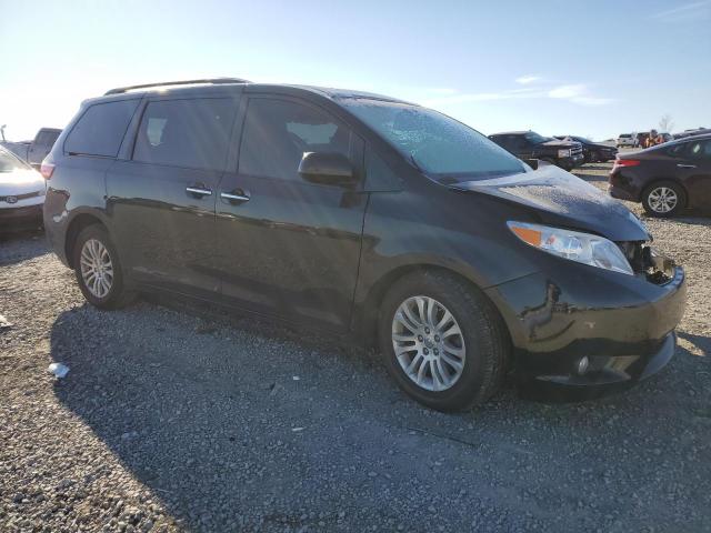 Photo 3 VIN: 5TDYK3DC6FS682276 - TOYOTA SIENNA XLE 