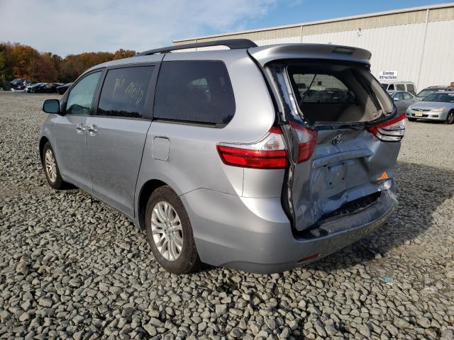 Photo 2 VIN: 5TDYK3DC6GS690704 - TOYOTA SIENNA XLE 