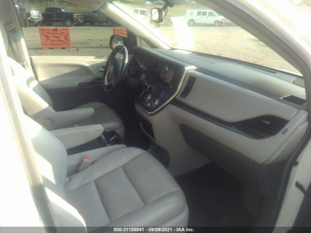 Photo 4 VIN: 5TDYK3DC6GS708862 - TOYOTA SIENNA 