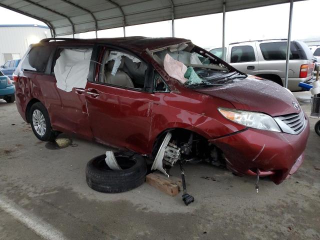 Photo 3 VIN: 5TDYK3DC6GS729548 - TOYOTA SIENNA XLE 