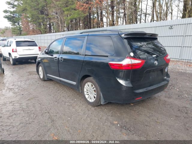 Photo 2 VIN: 5TDYK3DC6GS730067 - TOYOTA SIENNA 