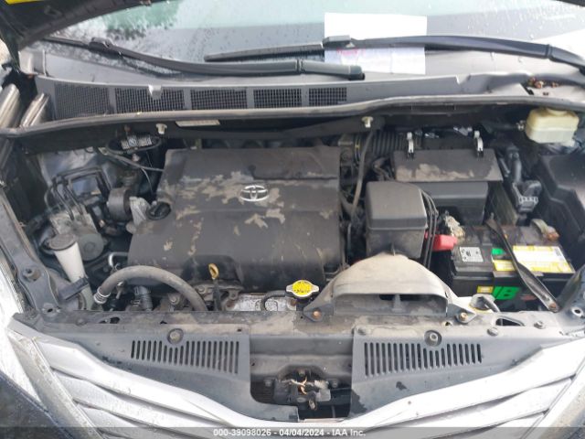 Photo 9 VIN: 5TDYK3DC6GS730067 - TOYOTA SIENNA 