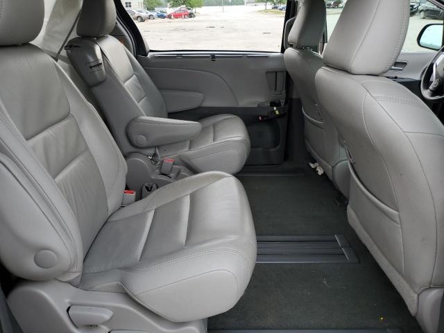 Photo 10 VIN: 5TDYK3DC6GS741067 - TOYOTA SIENNA XLE 