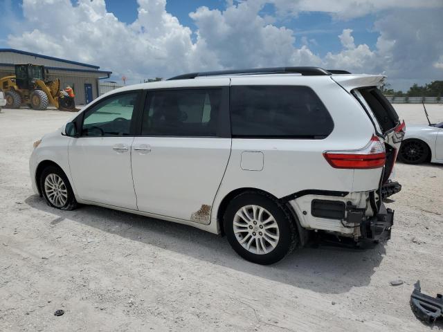 Photo 1 VIN: 5TDYK3DC6GS741814 - TOYOTA SIENNA XLE 