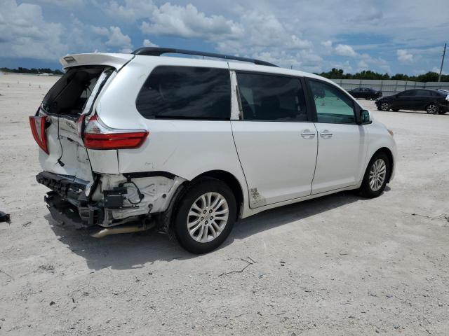 Photo 2 VIN: 5TDYK3DC6GS741814 - TOYOTA SIENNA XLE 