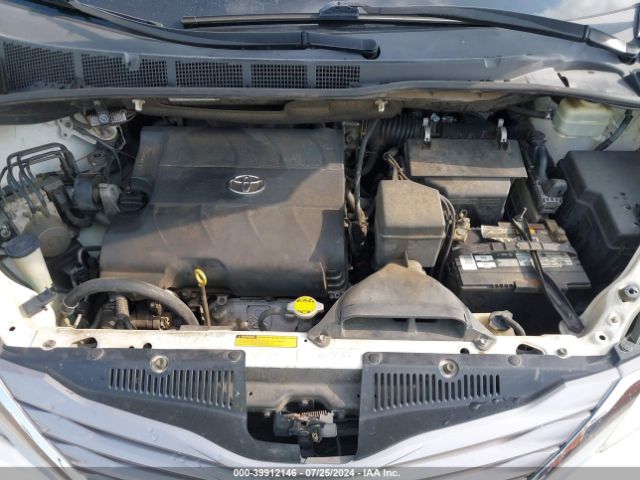 Photo 9 VIN: 5TDYK3DC6GS750528 - TOYOTA SIENNA 