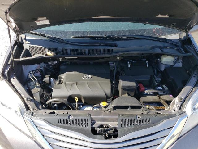 Photo 11 VIN: 5TDYK3DC6GS758063 - TOYOTA SIENNA XLE 