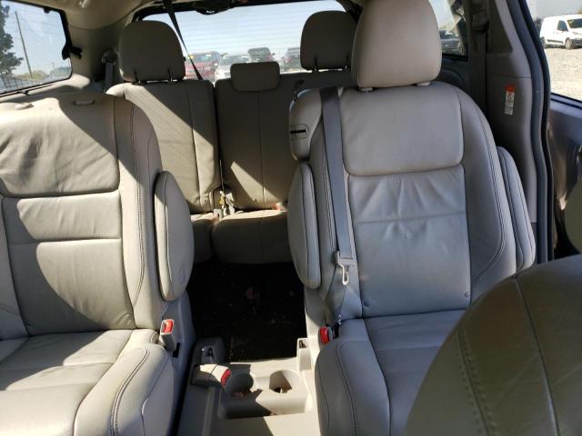 Photo 9 VIN: 5TDYK3DC6GS758063 - TOYOTA SIENNA XLE 