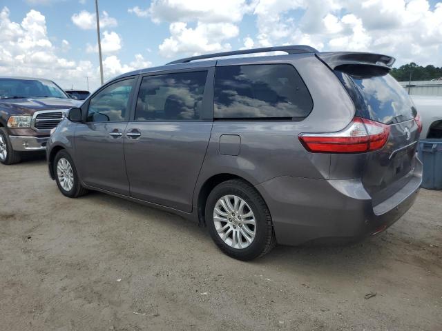 Photo 1 VIN: 5TDYK3DC6GS765868 - TOYOTA SIENNA XLE 