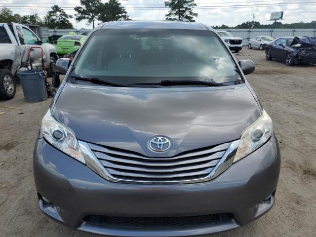 Photo 4 VIN: 5TDYK3DC6GS765868 - TOYOTA SIENNA XLE 