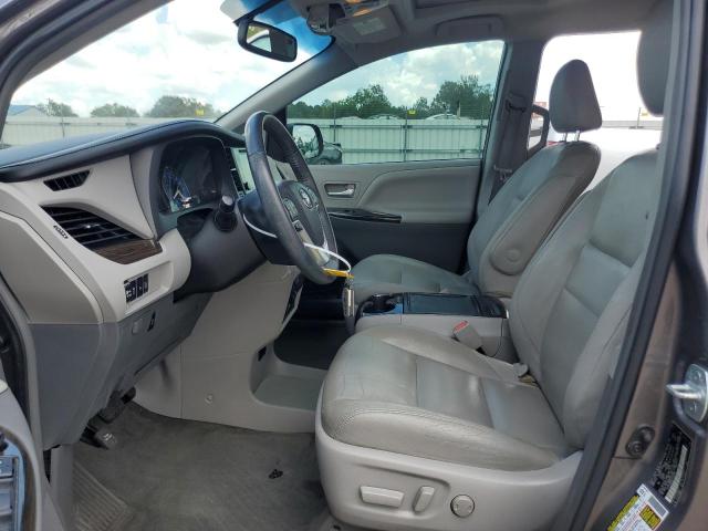 Photo 6 VIN: 5TDYK3DC6GS765868 - TOYOTA SIENNA XLE 