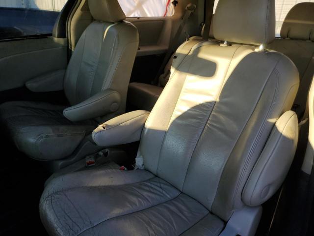 Photo 10 VIN: 5TDYK3DC7BS001777 - TOYOTA SIENNA XLE 