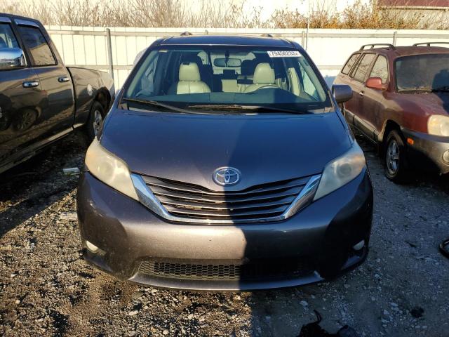 Photo 4 VIN: 5TDYK3DC7BS001777 - TOYOTA SIENNA XLE 