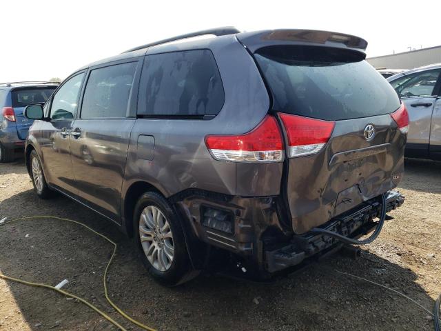 Photo 1 VIN: 5TDYK3DC7BS024153 - TOYOTA SIENNA XLE 